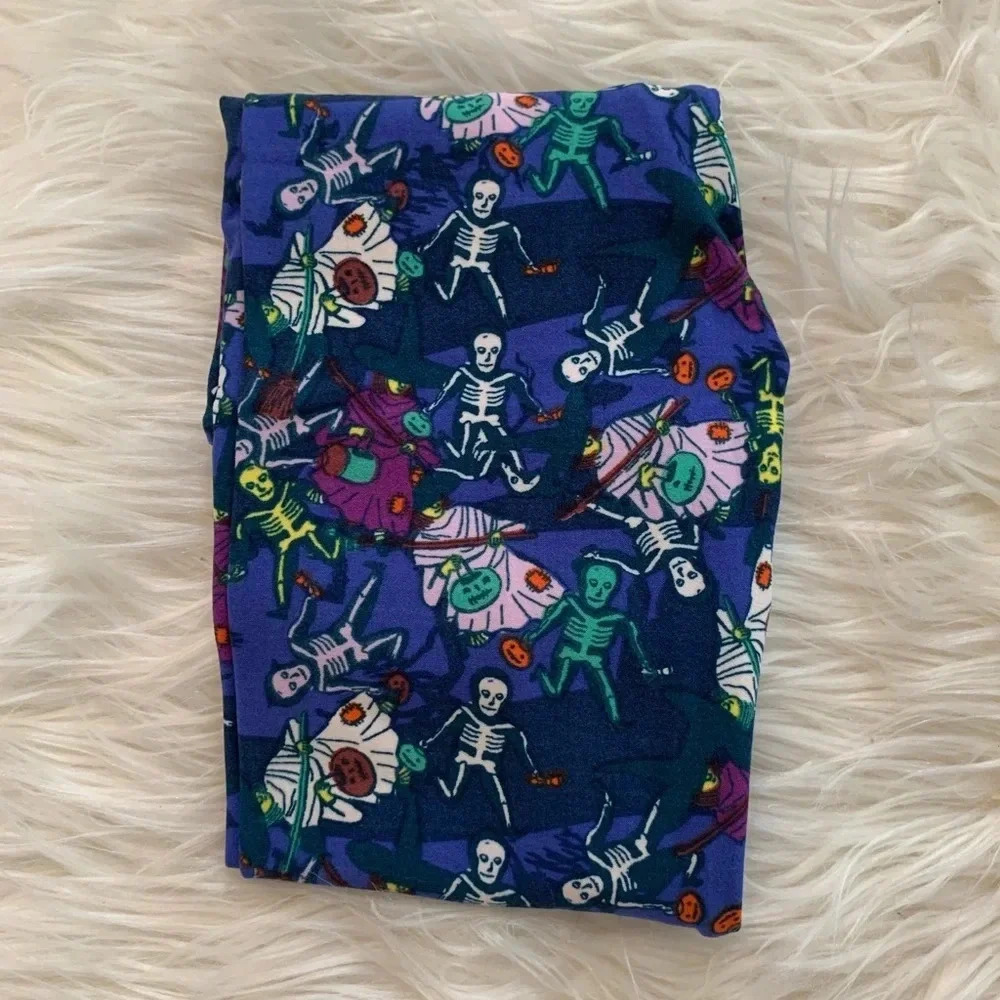 New! Girl’s Lularoe Halloween skeleton leggings L/XL